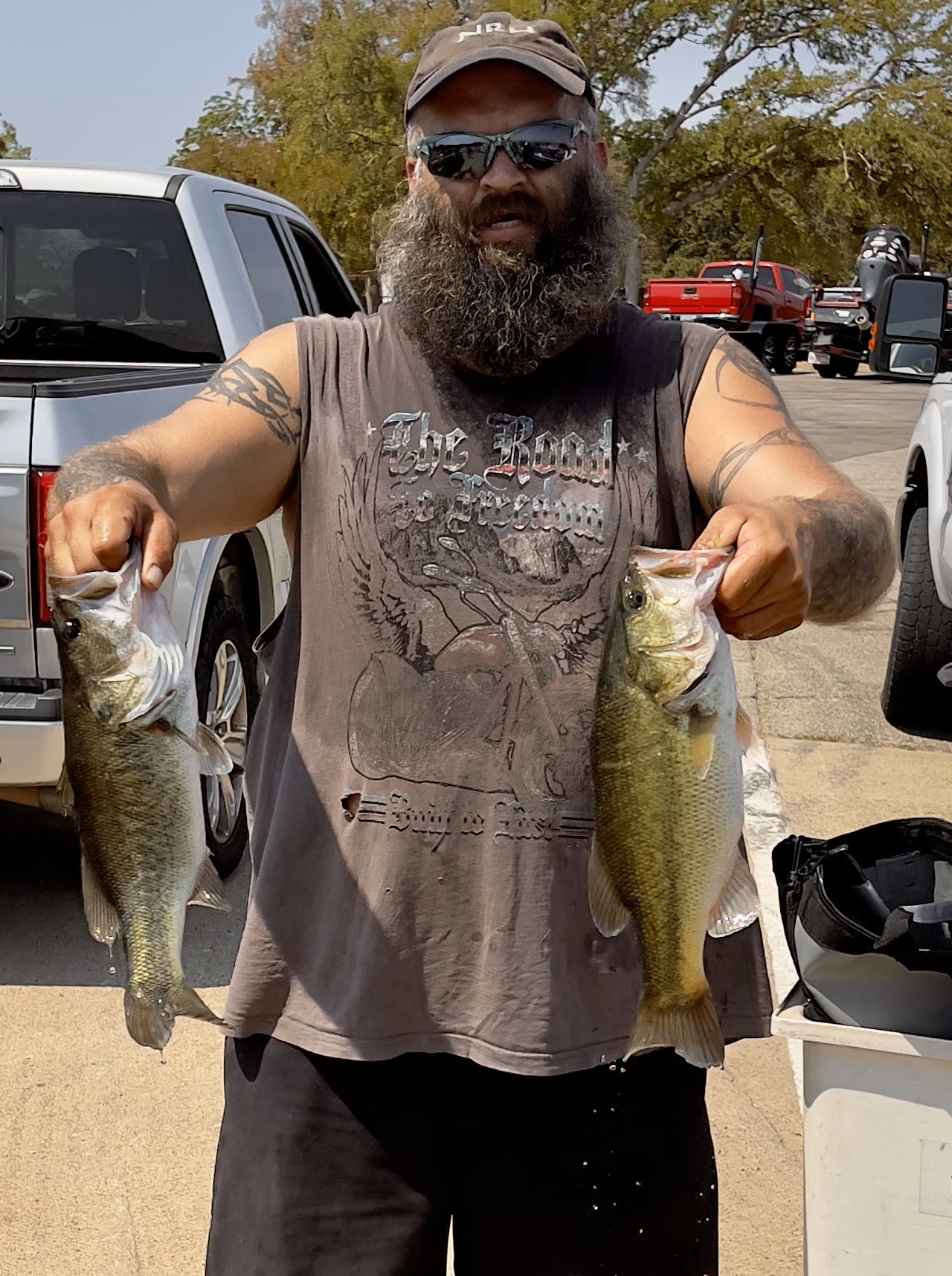 Jeremy Aldert with a nice stringer of bass from Lake Grapeine!!