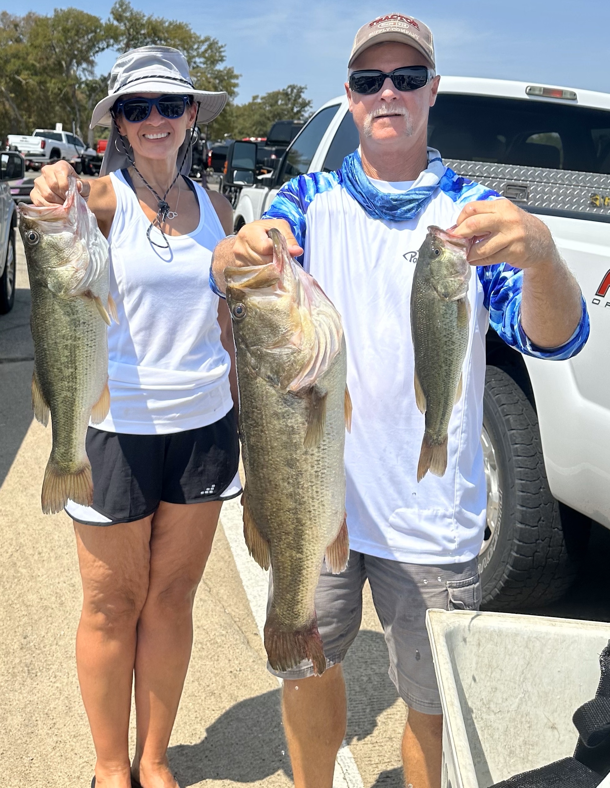 Michele Derryberry and Todd Staton took 1st place on Lake Grapevine with 11.51 lbs including Big Bass of 7.35 lbs!!