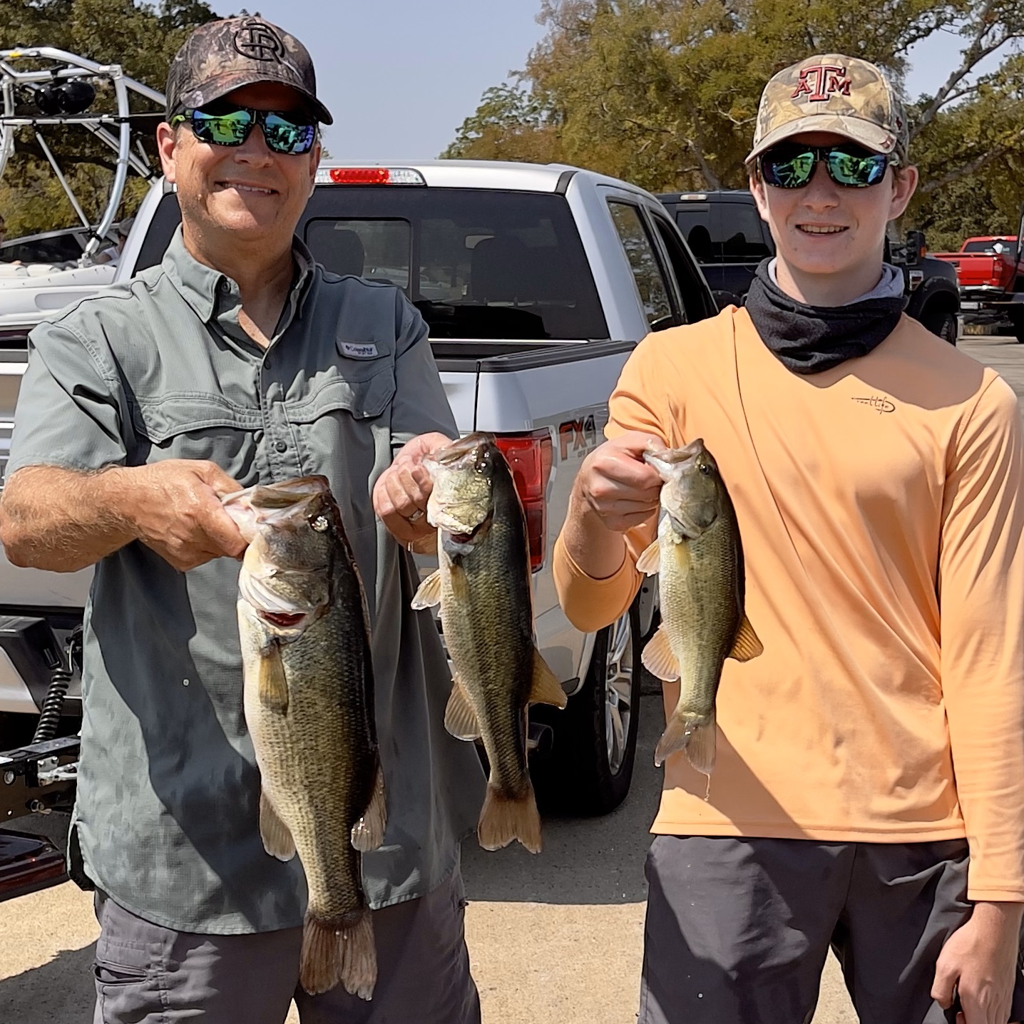 Rudy and Ellis Reetz took 5th place with 6.54 lbs on Lake Grapevine!!